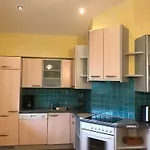 Theresa Aparthotel 3*