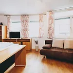 Theresa Aparthotel