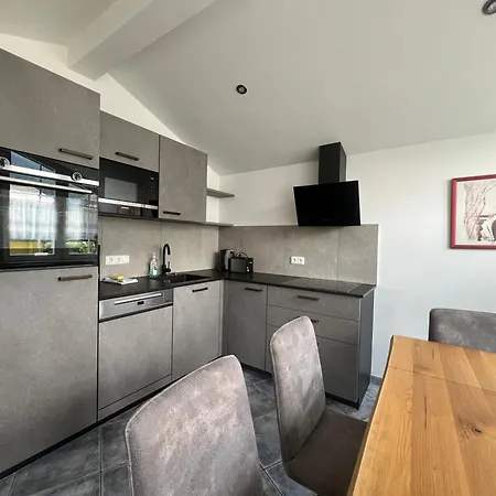 Theresa Hotel apartamentowy 3*