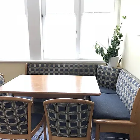 Theresa Hotel apartamentowy