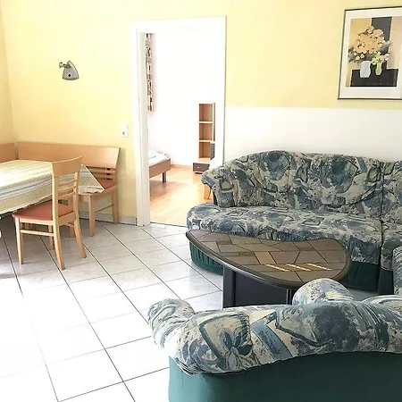 Theresa カプルーン