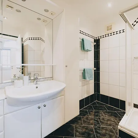 Theresa 3* カプルーン