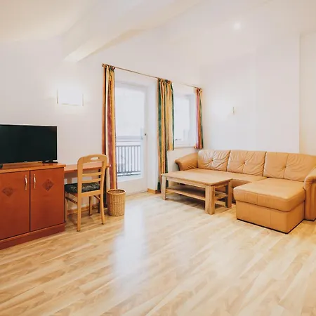 Theresa カプルーン