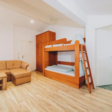 Theresa カプルーン