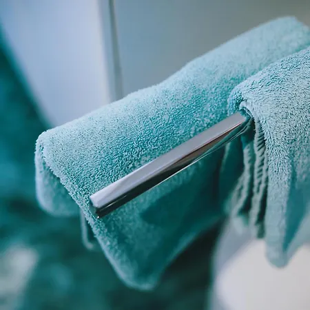 Holiday + Theresa 3*