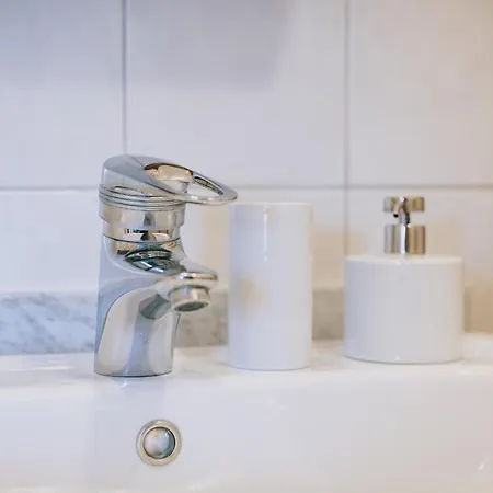 Theresa アパートホテル 3*